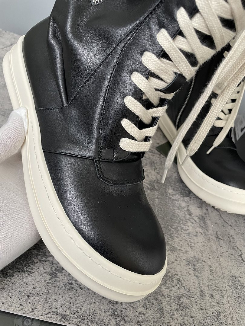 RICK 0WENS SNEAKERS