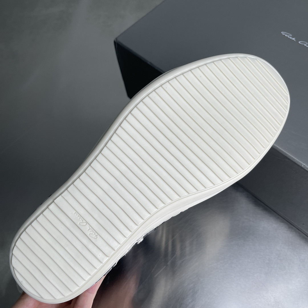 RICK 0WENS SNEAKERS
