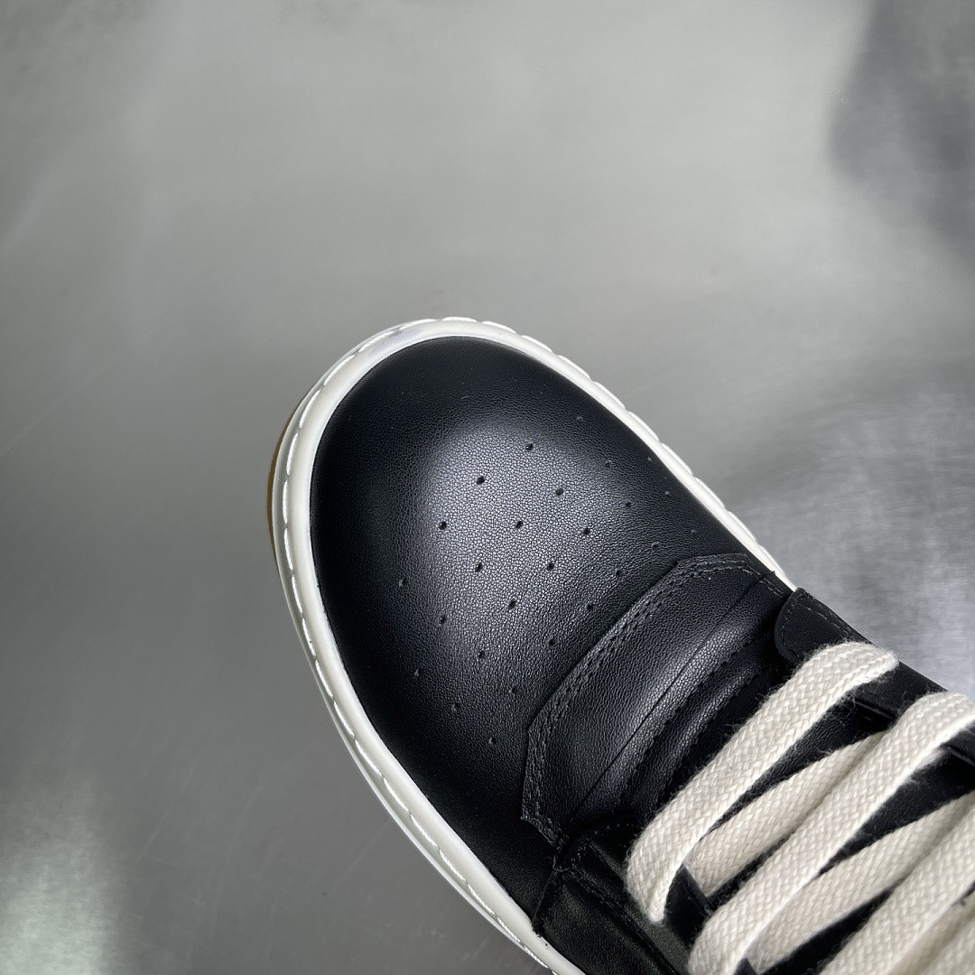 RICK 0WENS SNEAKERS