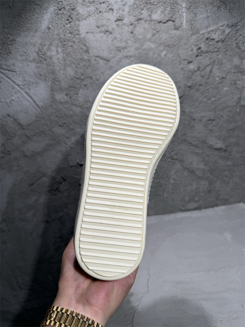 RICK 0WENS SNEAKERS