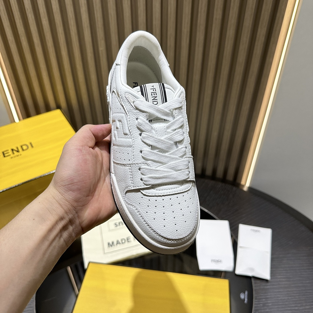 F**di SNEAKERS