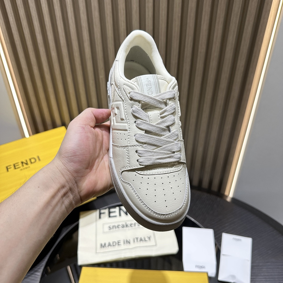 F**di SNEAKERS