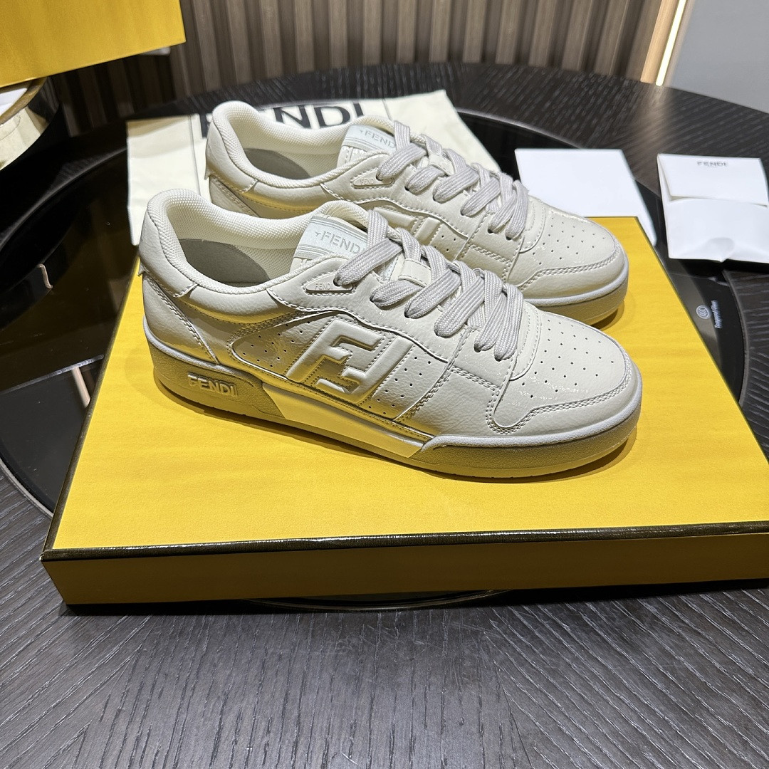 F**di SNEAKERS