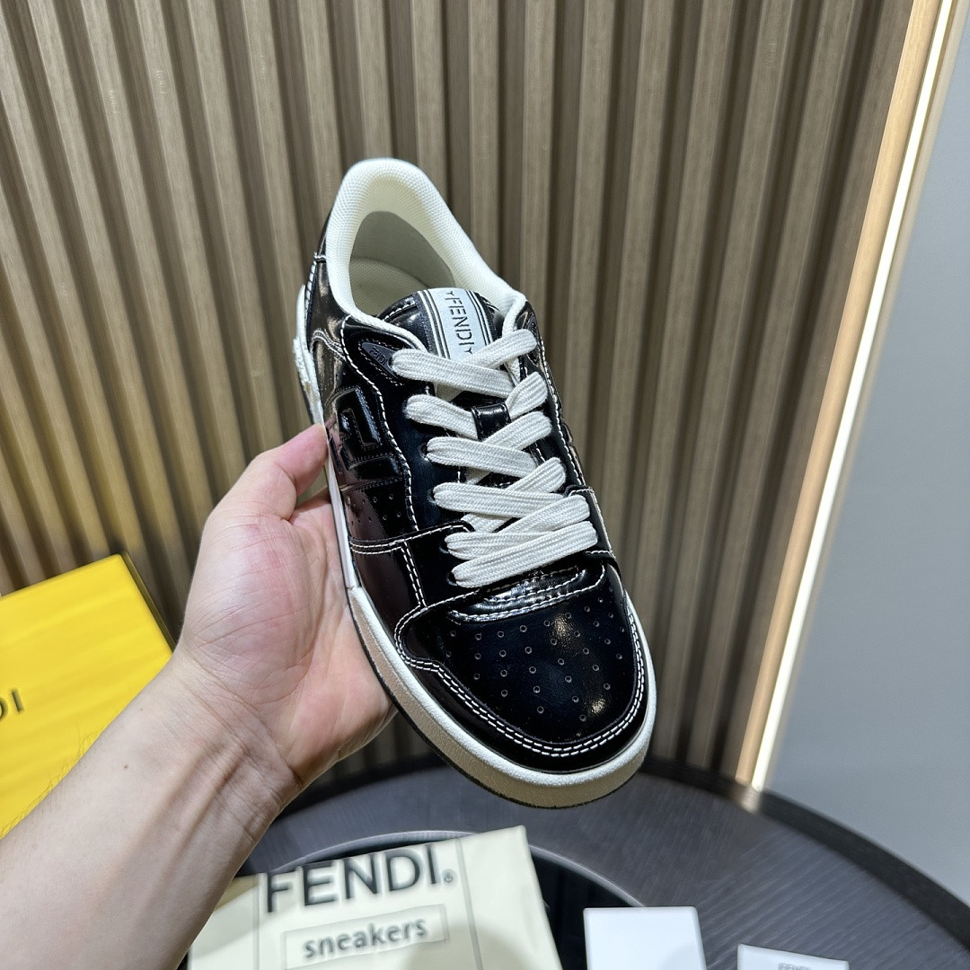 F**di SNEAKERS