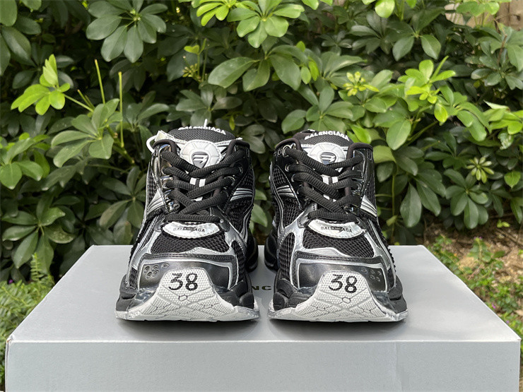 Ba1en*iaga runner 772767-w3rmu-1100