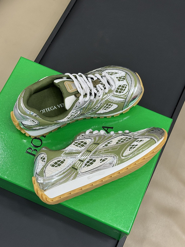 Bo*te*ga ve*ne*ta orbit sneaker