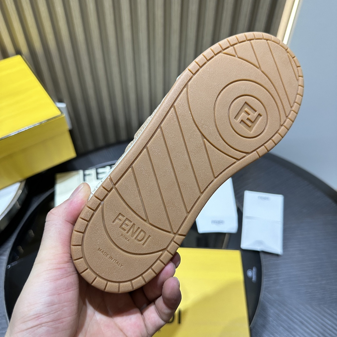 F**di SNEAKERS