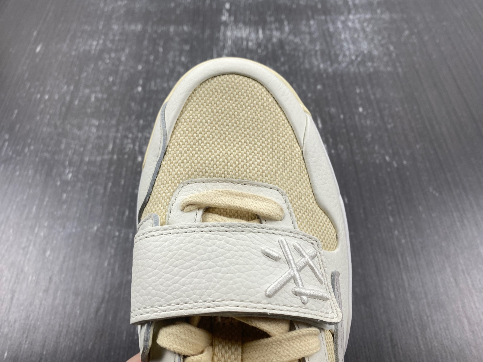 Travis Scott x Jordan Jumpman Jack Triple White FZ8117-003