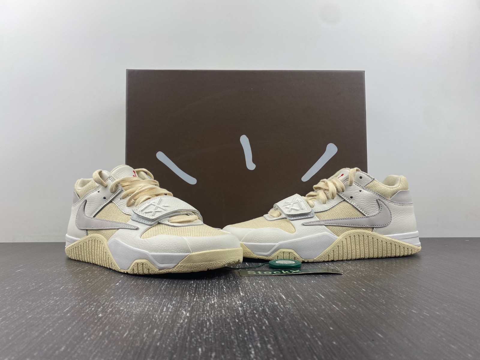 Travis Scott x Jordan Jumpman Jack Triple White FZ8117-003