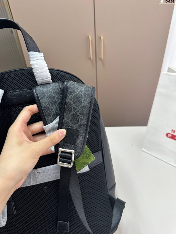 G-U-C-C-1 BAGS