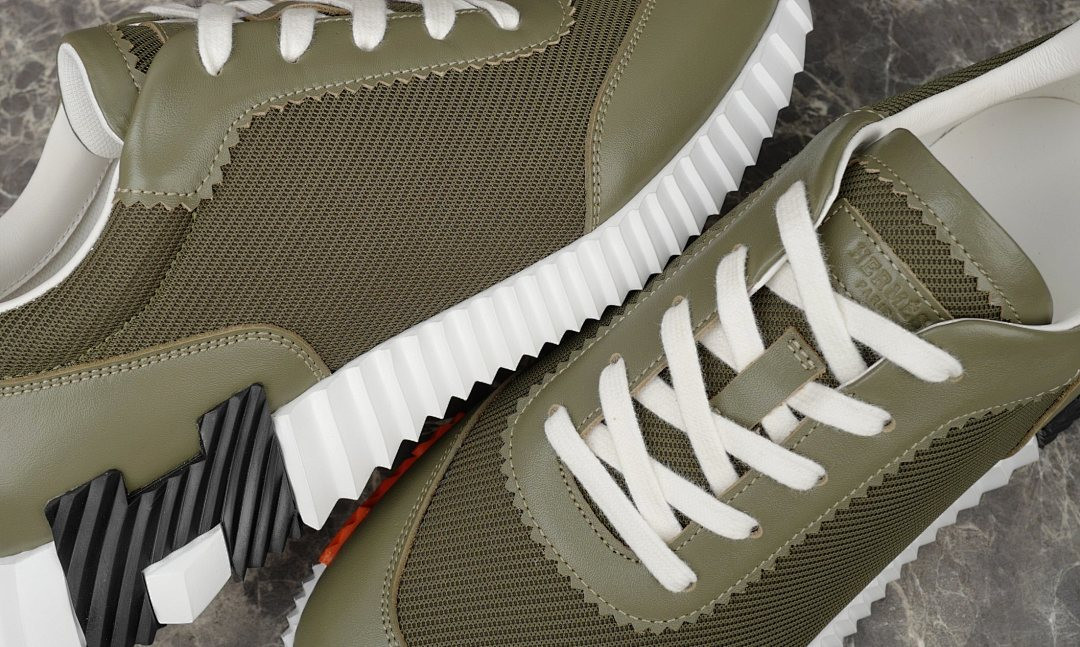 H*ER*MES SNEAKER