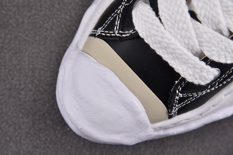 Ma*s*n mihara sneakers(Ma*s*n hank og sole black white)