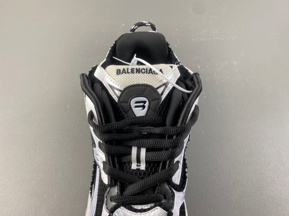Ba1en*iaga led Runner
