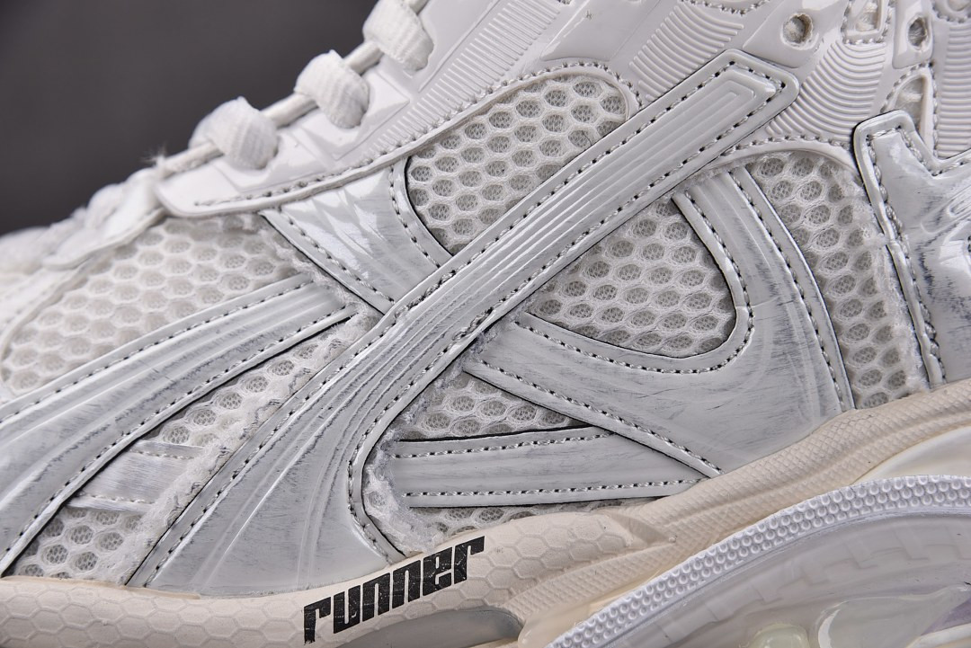 Ba1en*iaga led Runner