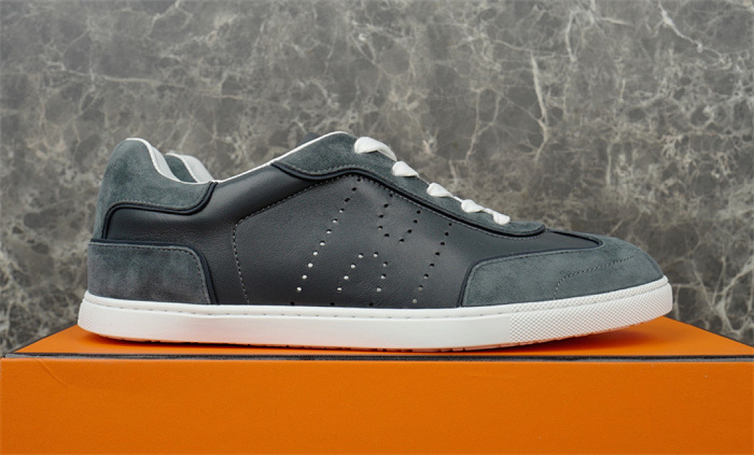 H*ER*MES SNEAKER