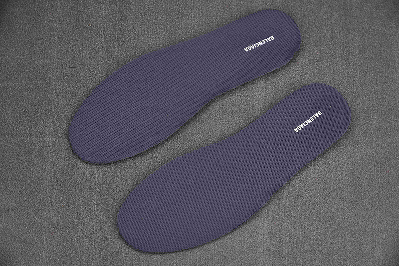 Ba*len*cia*ga track 542023 w1th 1904