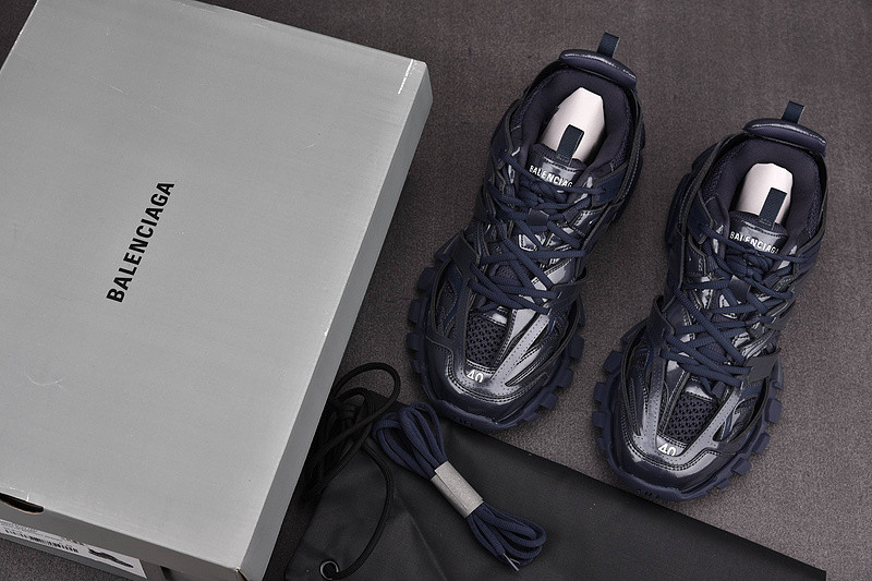 Ba*len*cia*ga track 542023 w1th 1904