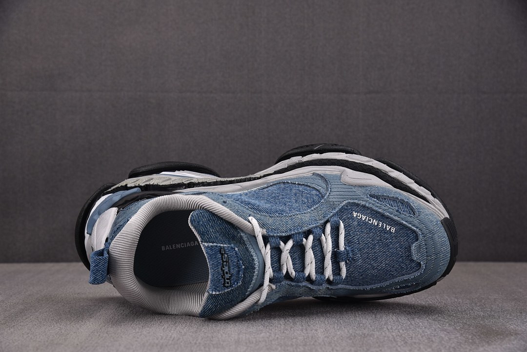 Ba1en*iaga TRIPLE S