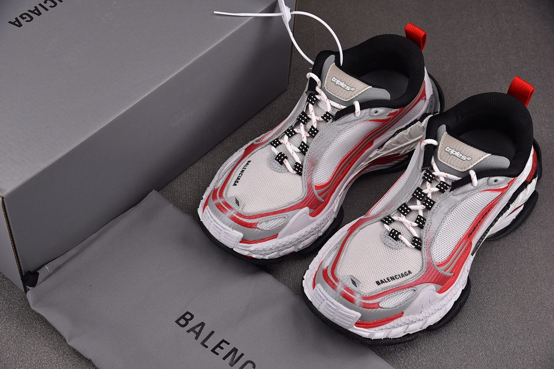 Ba1en*iaga TRIPLE S