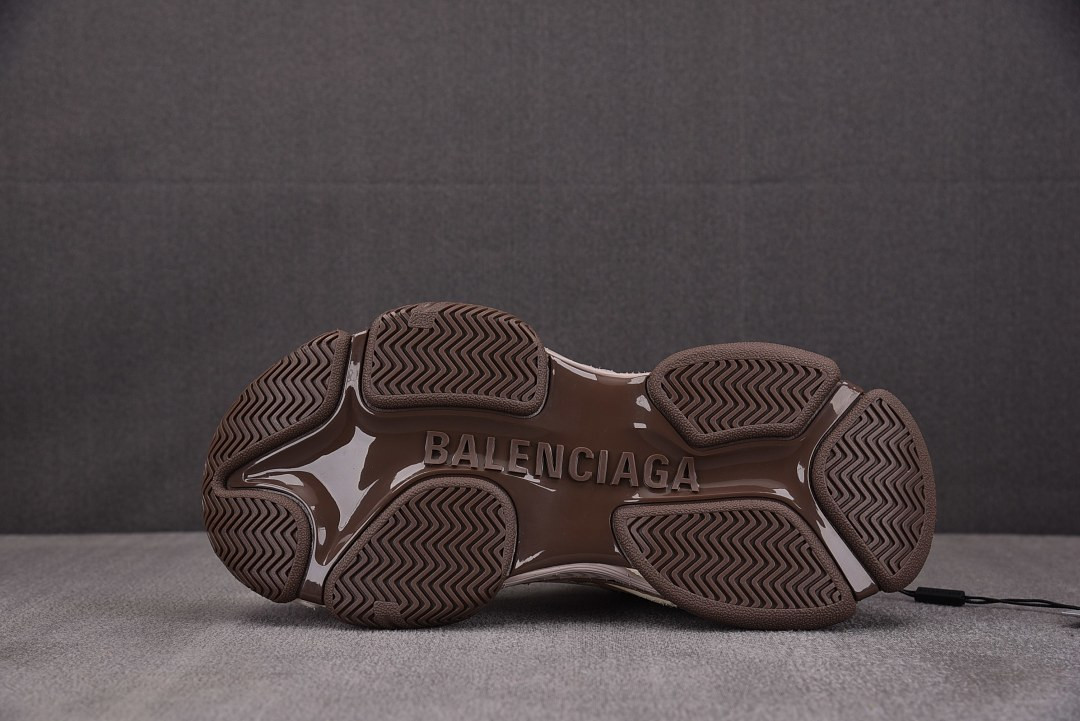 Ba1en*iaga TRIPLE S