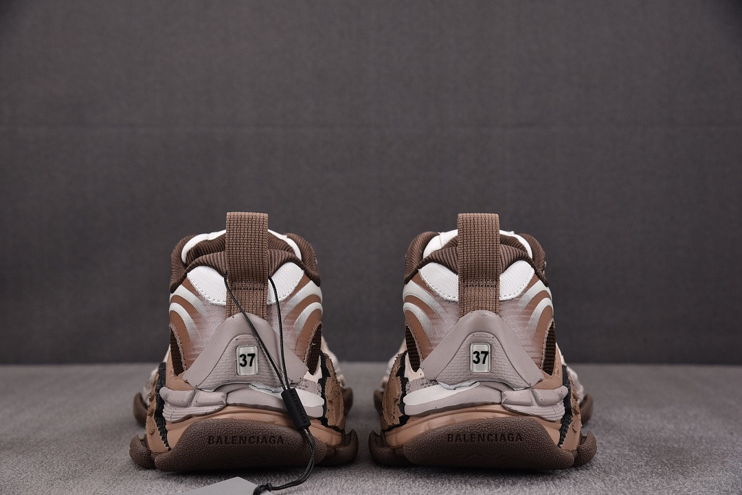 Ba1en*iaga TRIPLE S