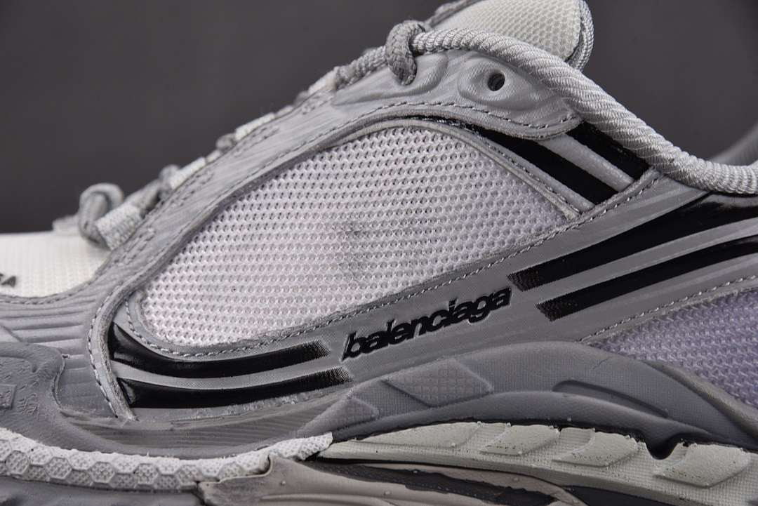 Ba1en*iaga TRIPLE S