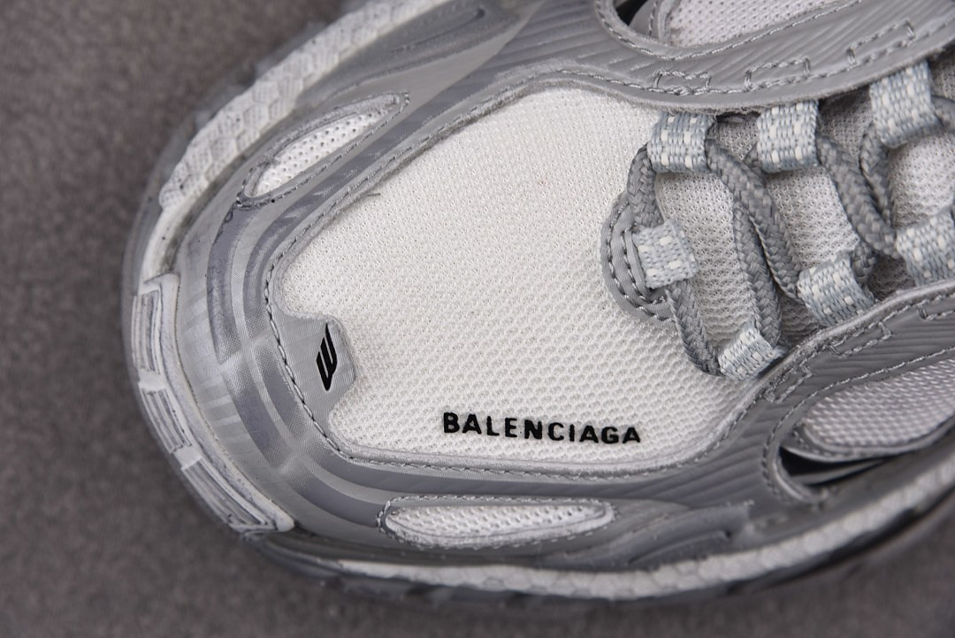 Ba1en*iaga TRIPLE S