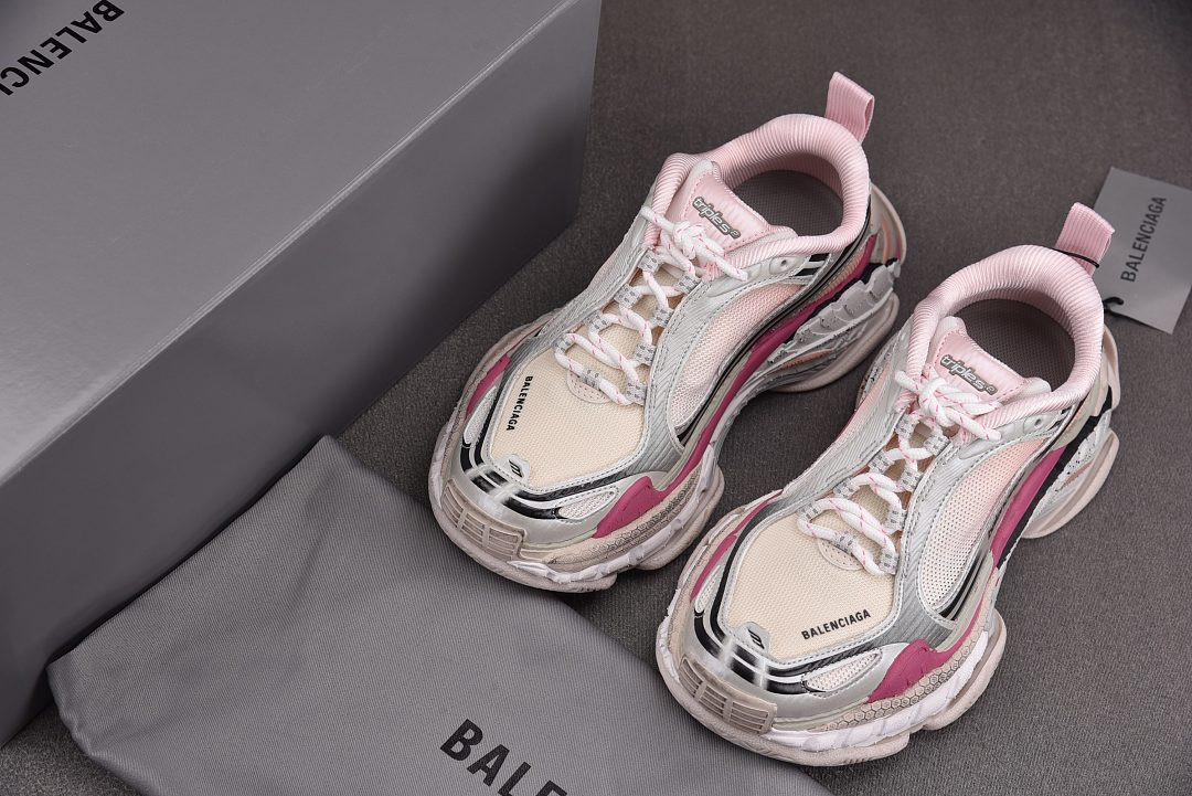 Ba1en*iaga TRIPLE S