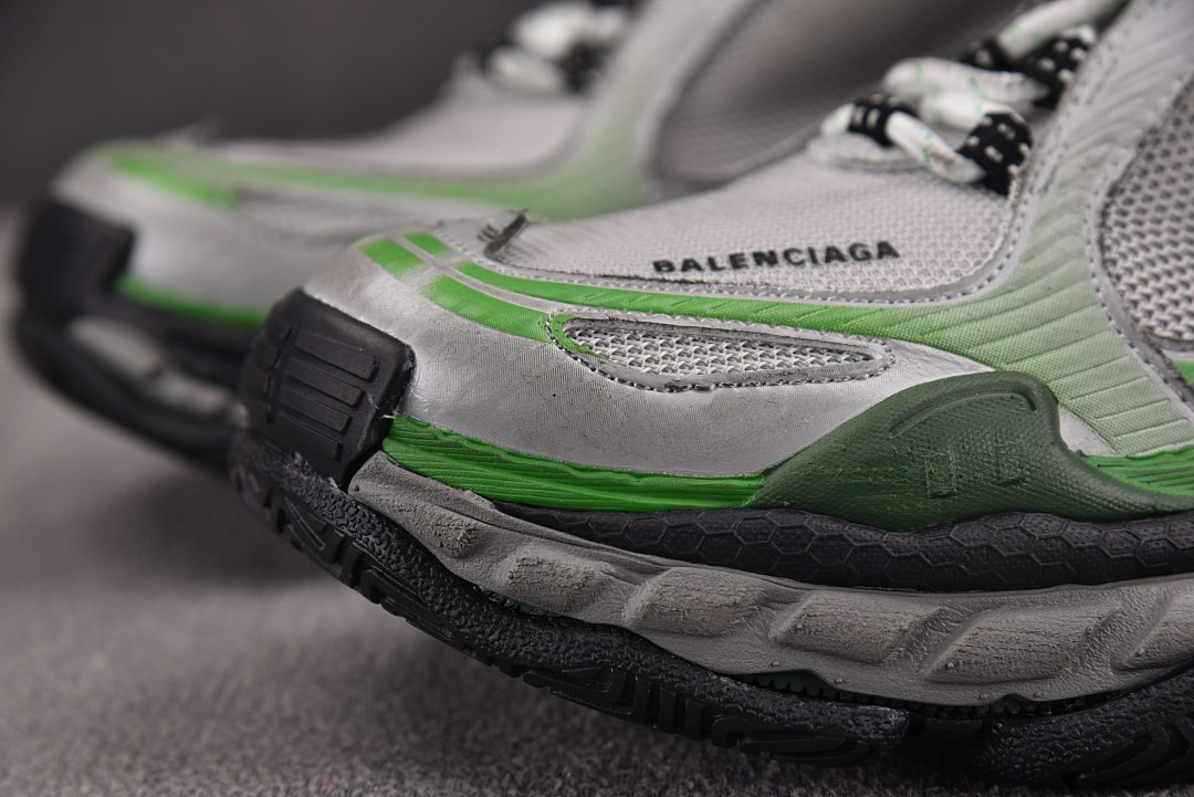 Ba1en*iaga TRIPLE S