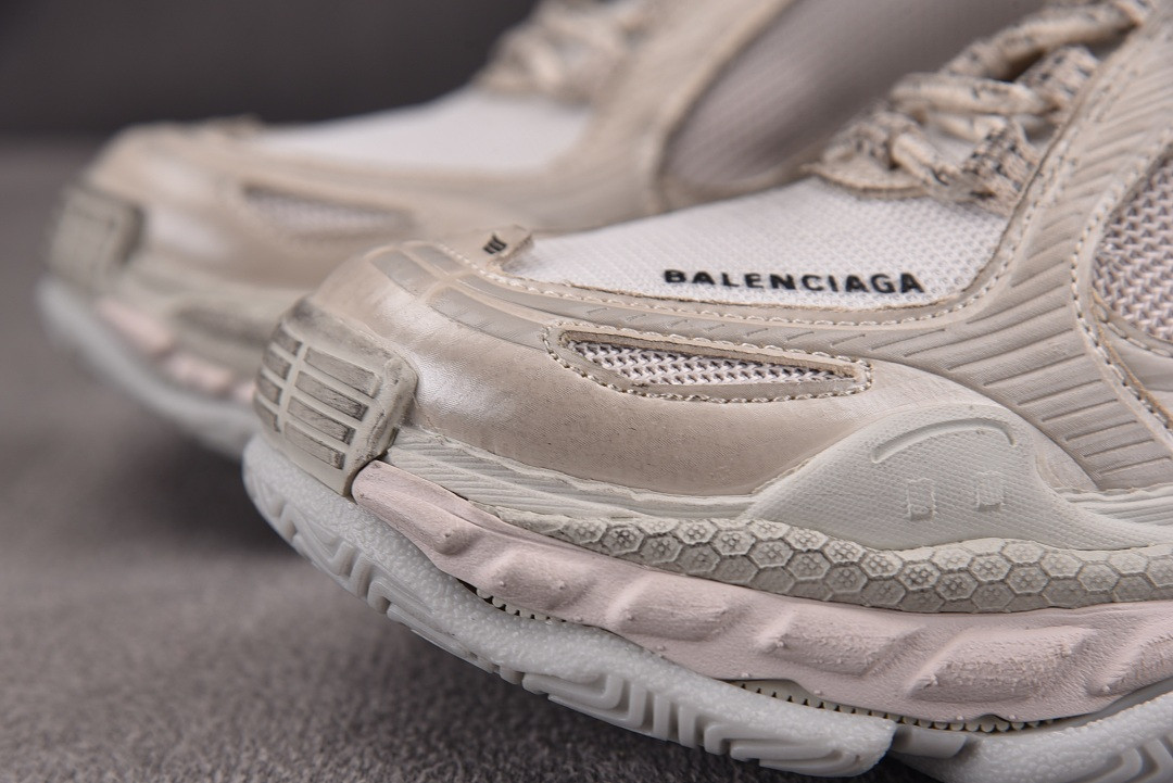 Ba1en*iaga TRIPLE S