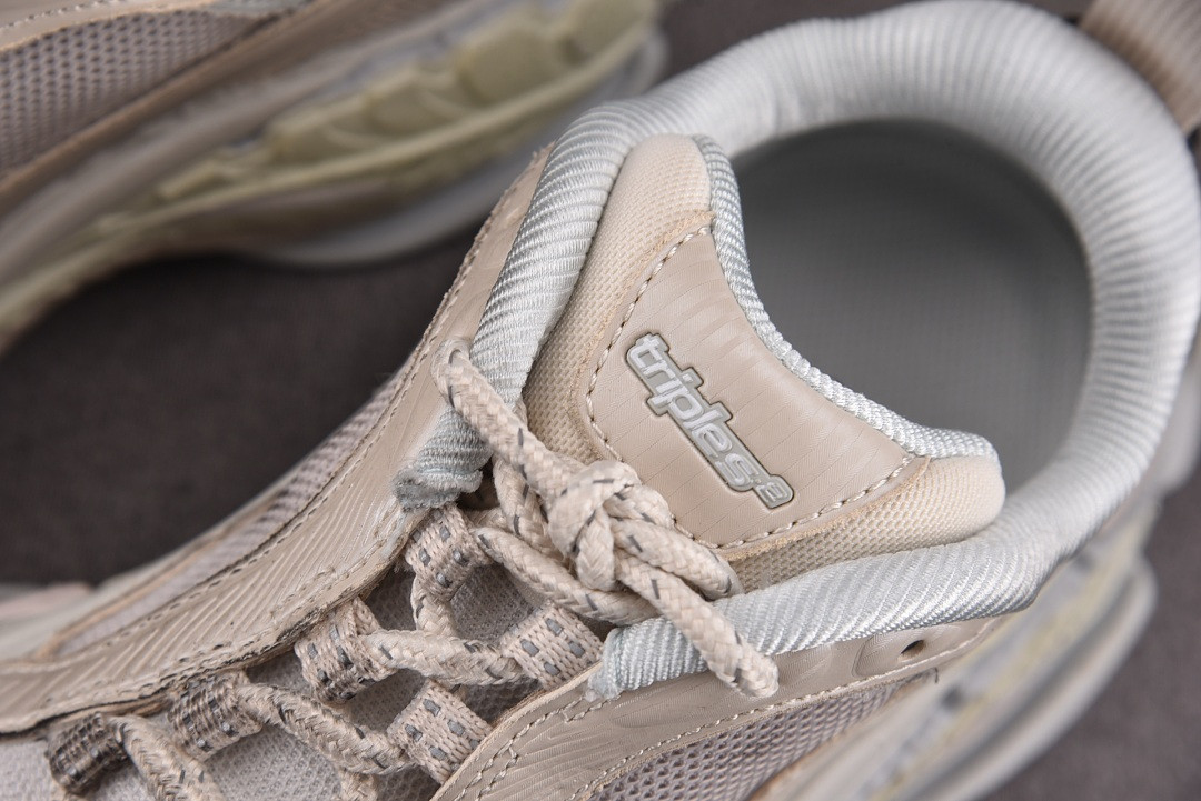 Ba1en*iaga TRIPLE S