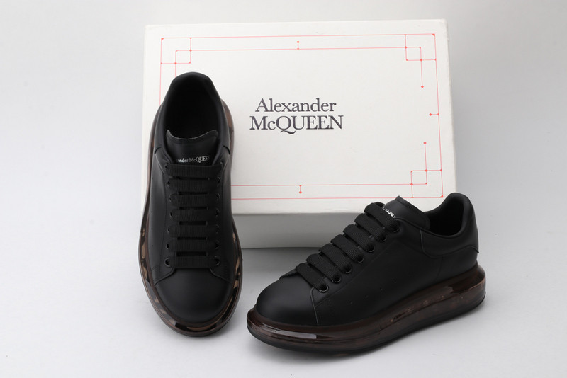a1exa*der Mcqv*en sneaker