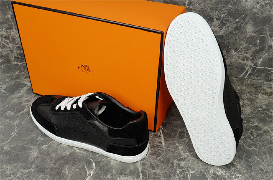 H*ER*MES SNEAKER