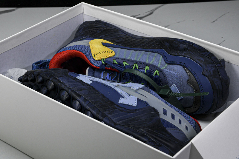 OW C/O ODSY-1000 SPORTS SHOES