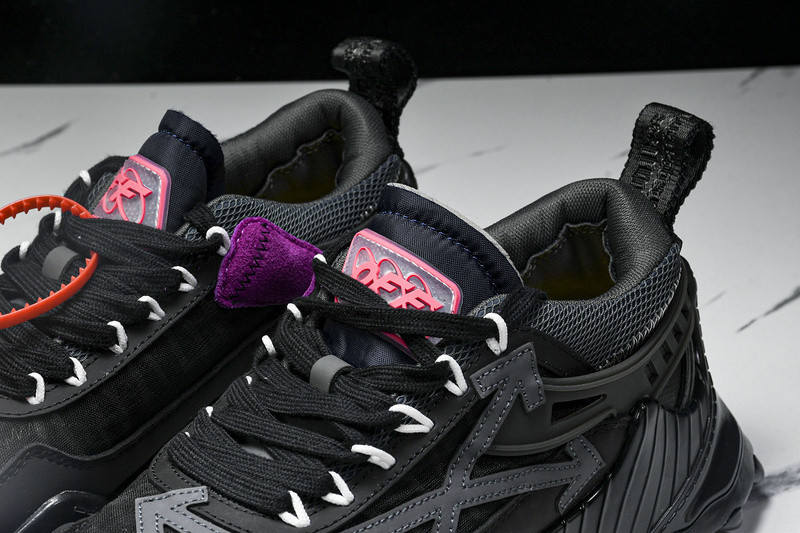 OW C/O ODSY-1000 SPORTS SHOES