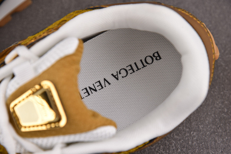 b0tt*ga Ven*ta orbit sneaker