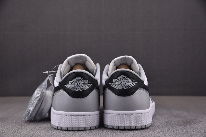 Air Jordan 1 Low OG "Barons" CZ0790-110
