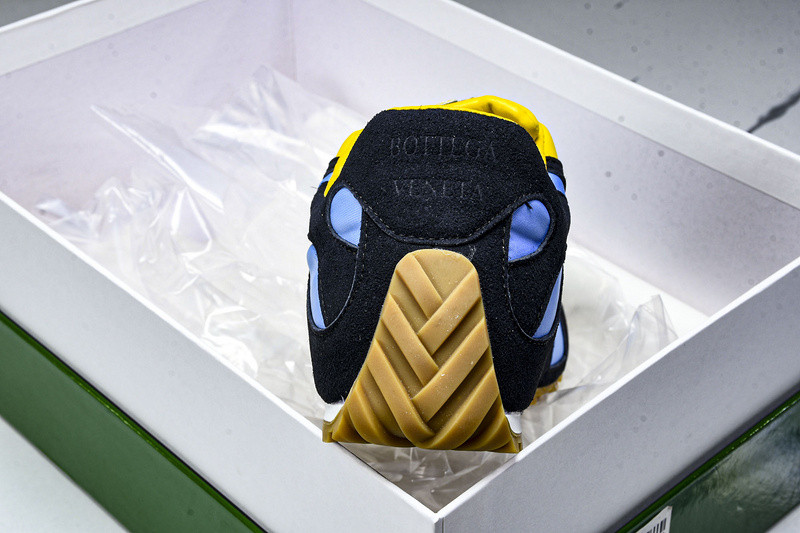 b0tt*ga Ven*ta orbit sneaker