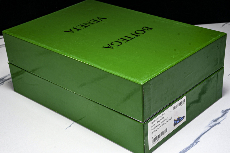 b0tt*ga Ven*ta orbit sneaker