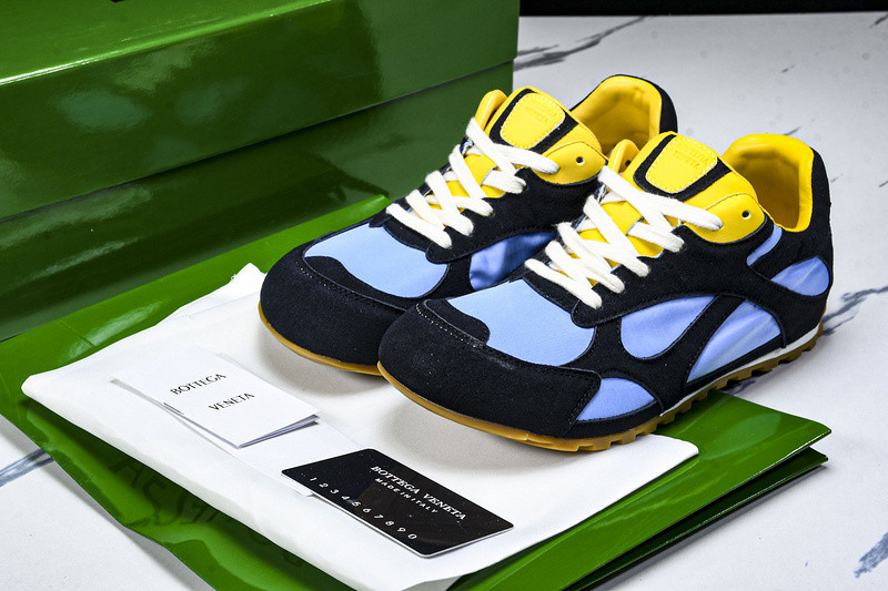 b0tt*ga Ven*ta orbit sneaker