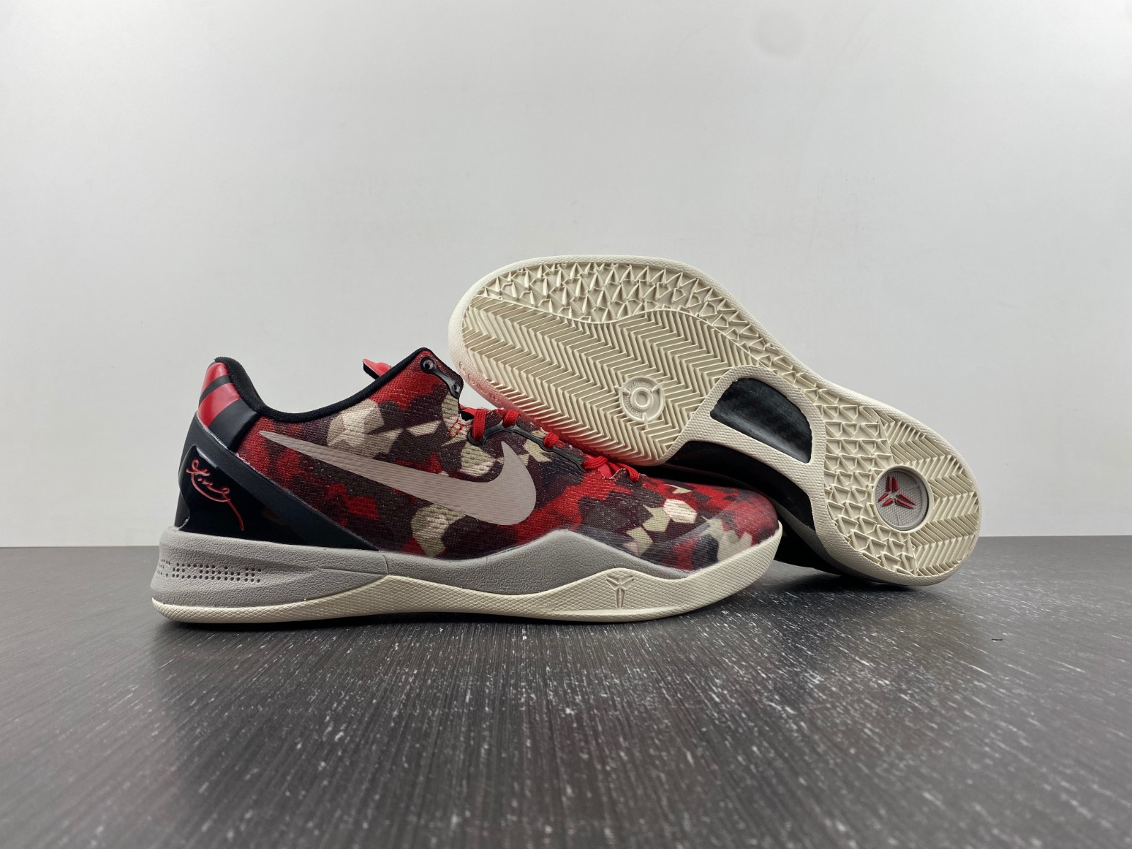 Nike Kobe 8 Milk Snake - 555035-601