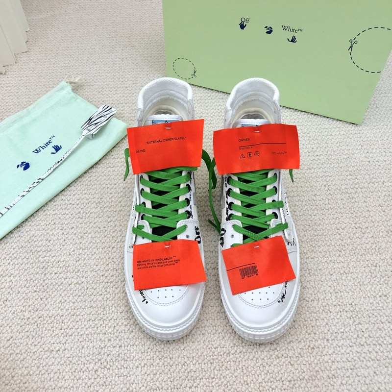 Off-White c/o Virgil Abloh