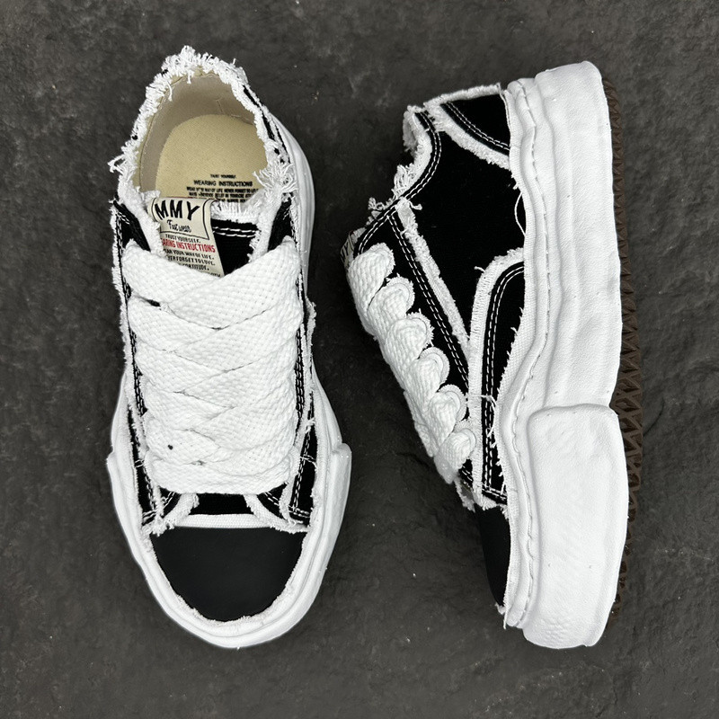 Ma1s0n mihara sneakers