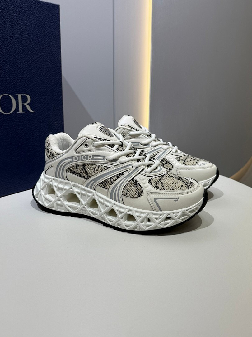 DR B35 NXXT sneaker