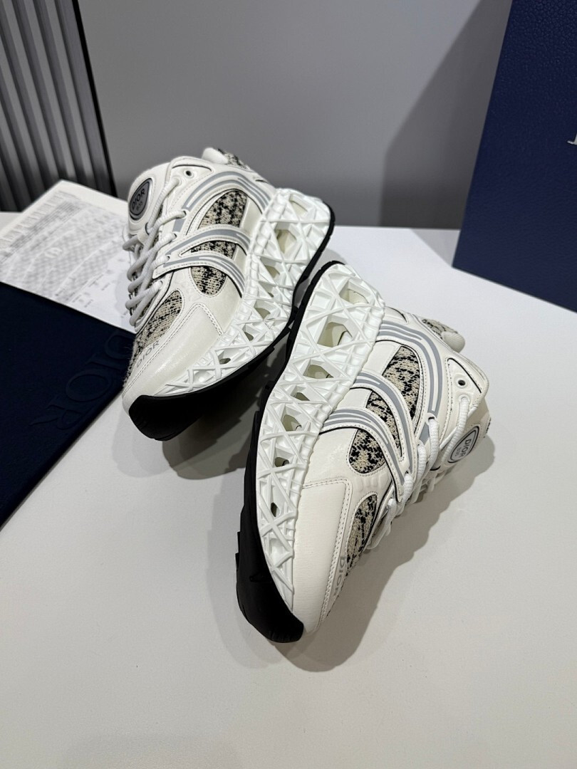 DR B35 NXXT sneaker