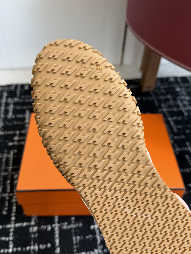 H*ER*MES SNEAKER
