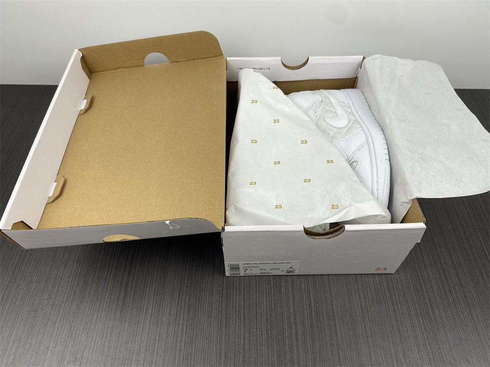 Jordan 1 High Zoom Air CMFT Olive Aura CT0979-102