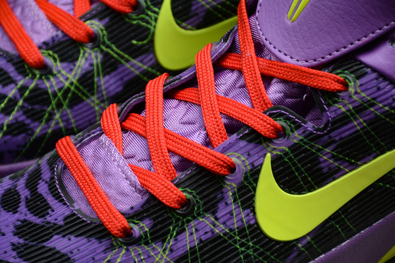 KOBE 7 Christmas（Leopsrd）488244-500