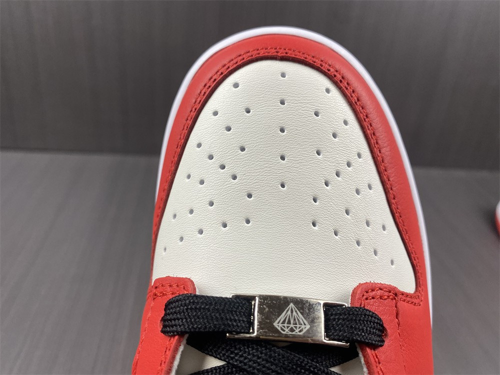 NBA X NIKE SB DUNK LOW EMB “CHICAGO” DD3363-100