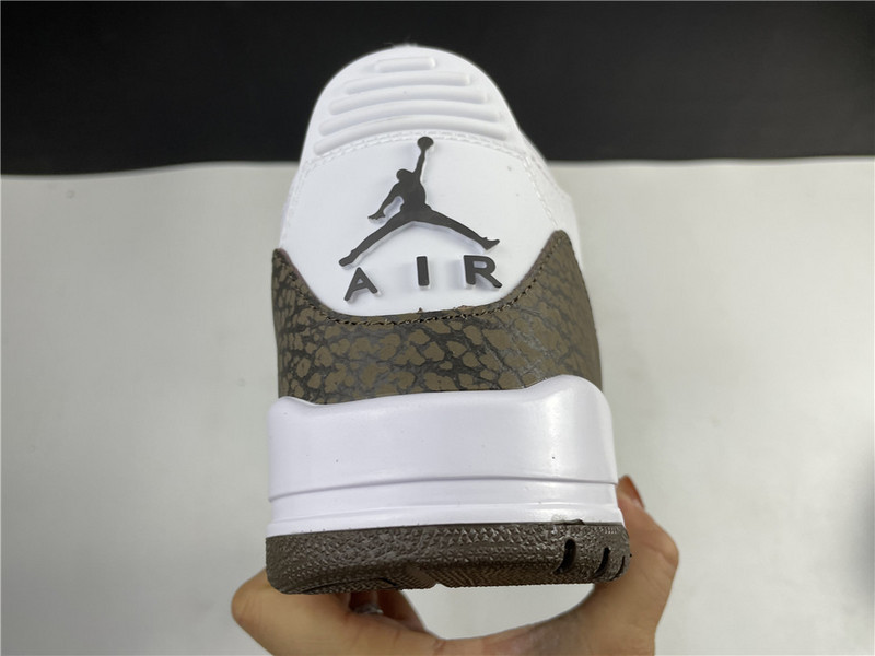 Air Jordan 3 “Mocha” 2018 Retro 136064-122